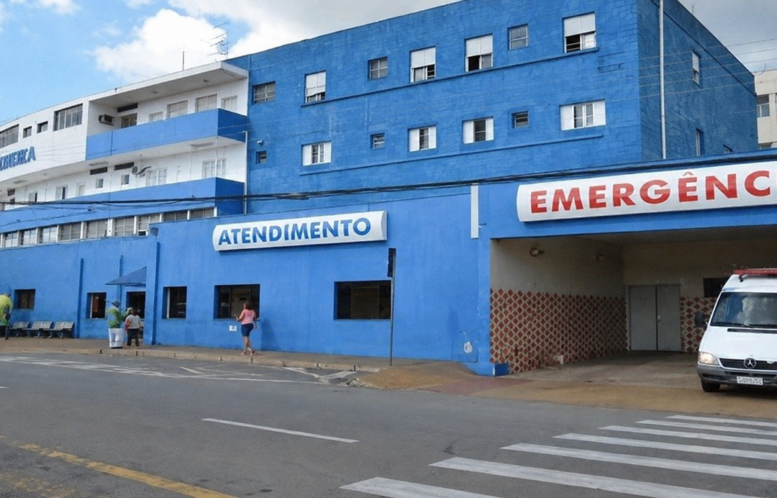 santacadalimeira.png